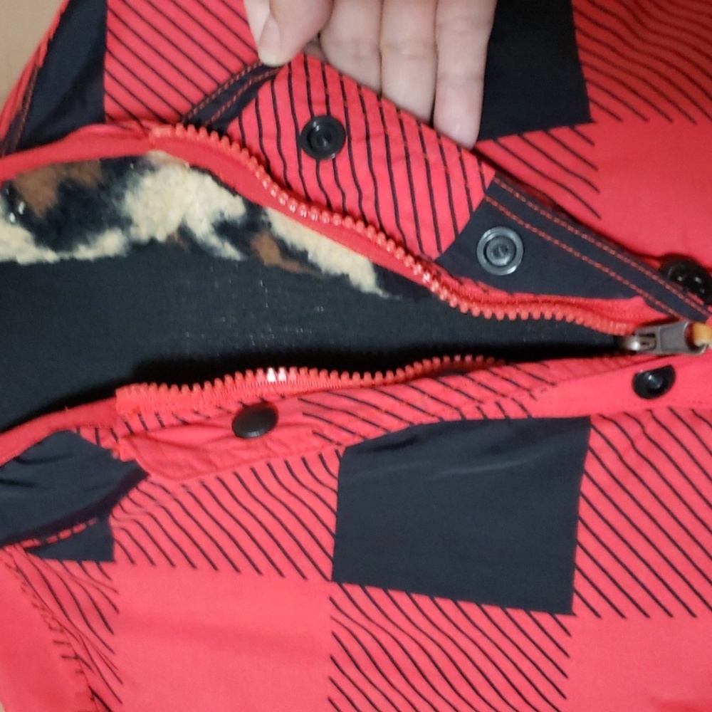 Simply Southern 1/4 Reversible Pullover Red, Black Size Med - Picture 6 of 11
